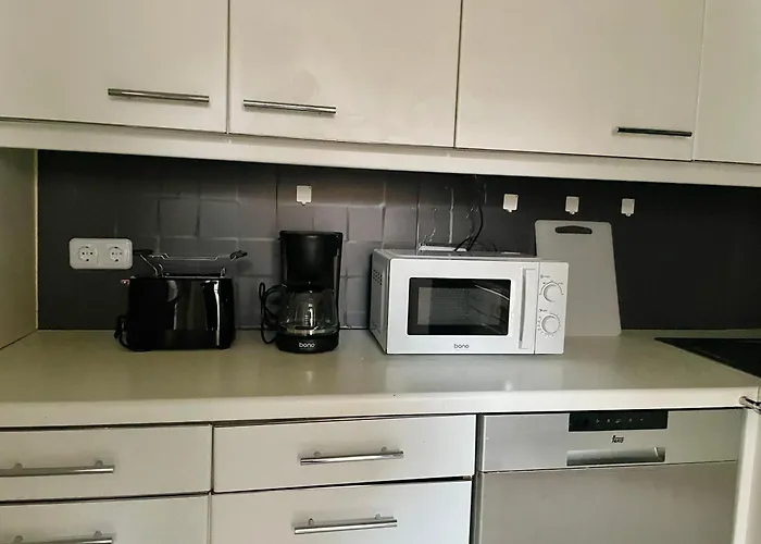 100 M2 With Balcony & Free Parking דירה *