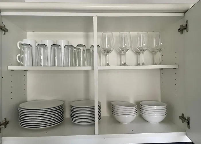 דירה 100 M2 With Balcony & Free Parking וינה